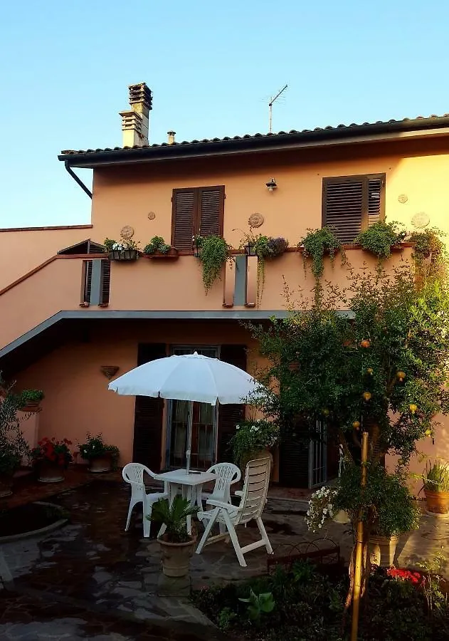 Guest house Affittacamere Da Zia Michelina Pontedera Italy